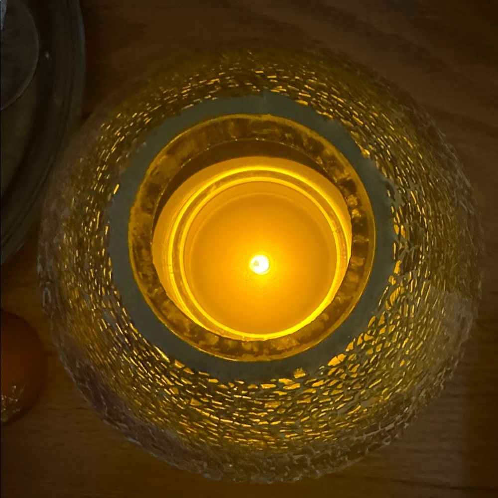 Yankee Candle Iridescent Gold Mosaic Shade - Picture 7 of 7